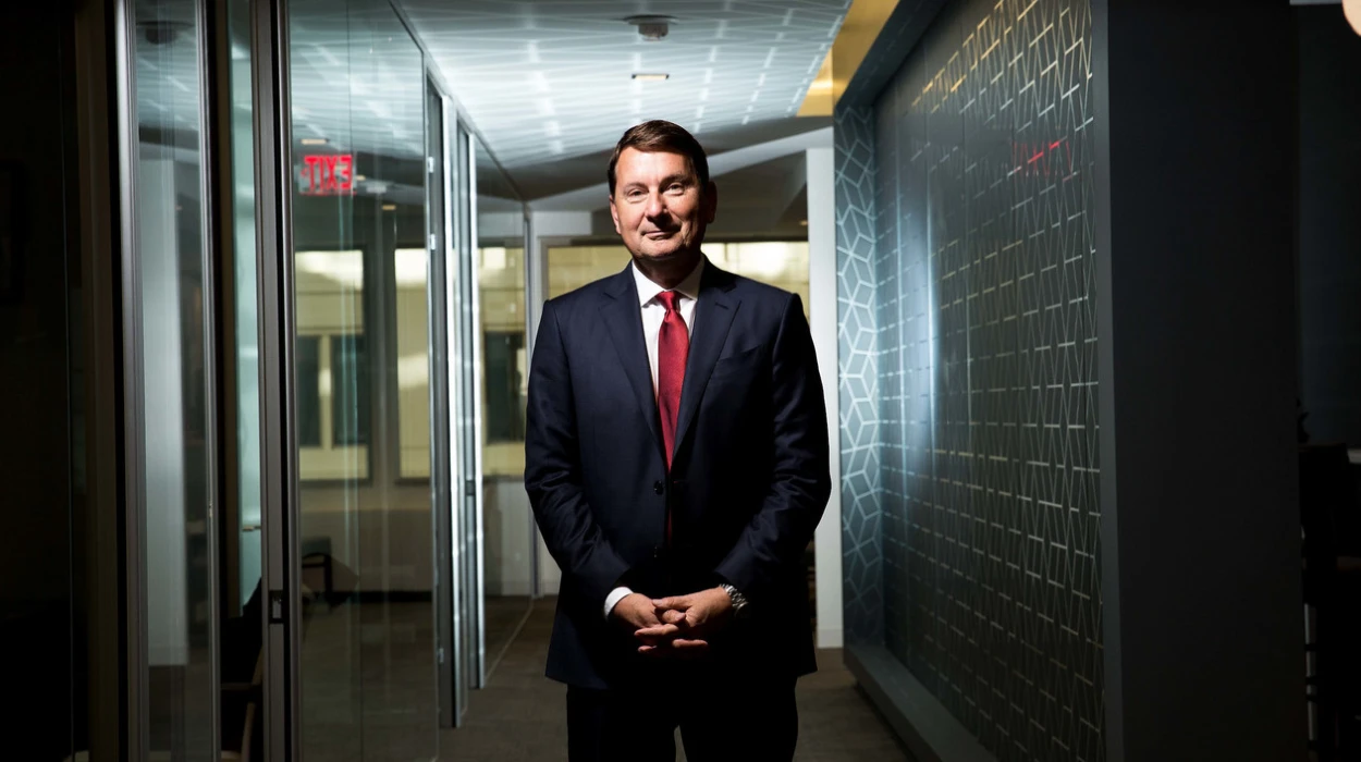 Trump fundraiser’s lobbying firm triples earnings mid washington power shift