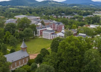 Small liberal arts colleges turn to lobbyists as GOP eyes hike in endowment tax