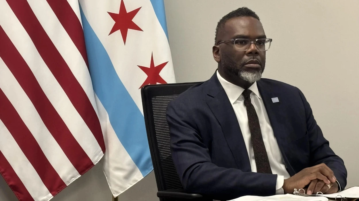 Chicago Mayor Johnson faces ethics concerns over lobbyist ties