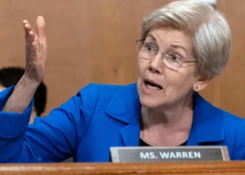 Democratic senator challenges oil firms on tax break lobbying in Senate bill