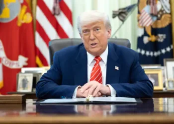 Trump launches final lobbying push to secure passage of spending bill