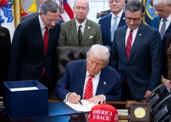 AGOA's Fragile Extension: Trump's Tariff Shadow Over Africa Trade