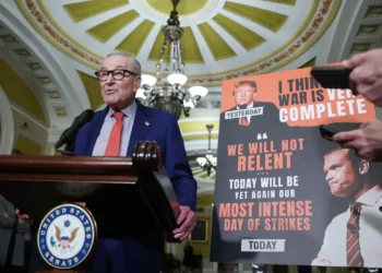 Demokraten reclaimen Anti-Kriegs-Identität in Trumps Iran-Krieg