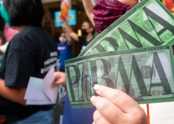 Hidden Power of Drug Lobbyists: Political Influence and Regulatory Pushback in US