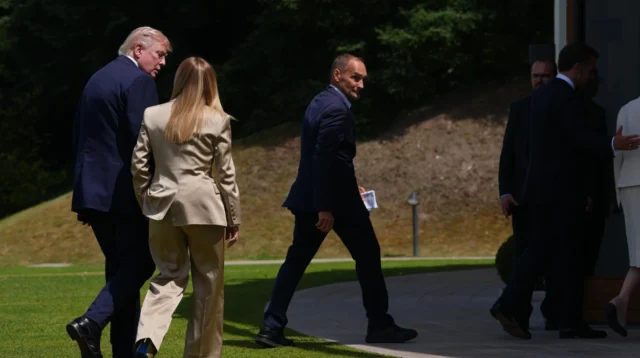 Meloni Rejoint Trump : Le Diplomate Italien Annule Son Voyage aux États-Unis Suite à une Claim de Photo