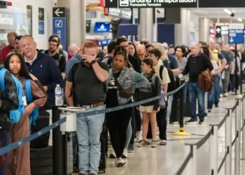 South Africa’s Tourism Boom Defies US and UK Warnings