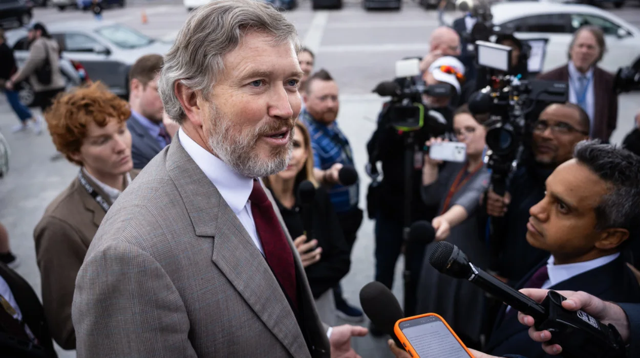 Thomas Massie Primary Tests Trump’s GOP Grip