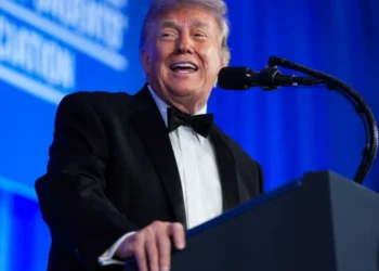 Trumps Auftritt beim White House Correspondents’ Dinner wird zur Rivalitätsshow