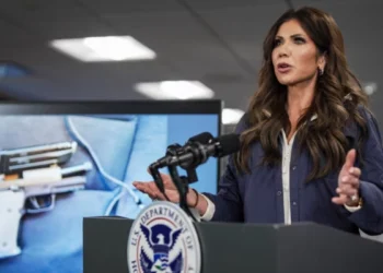 Trumps Beamte behaupten, Alex Pretti sei gefährlich gewesen – doch die Beweise sprechen dagegen