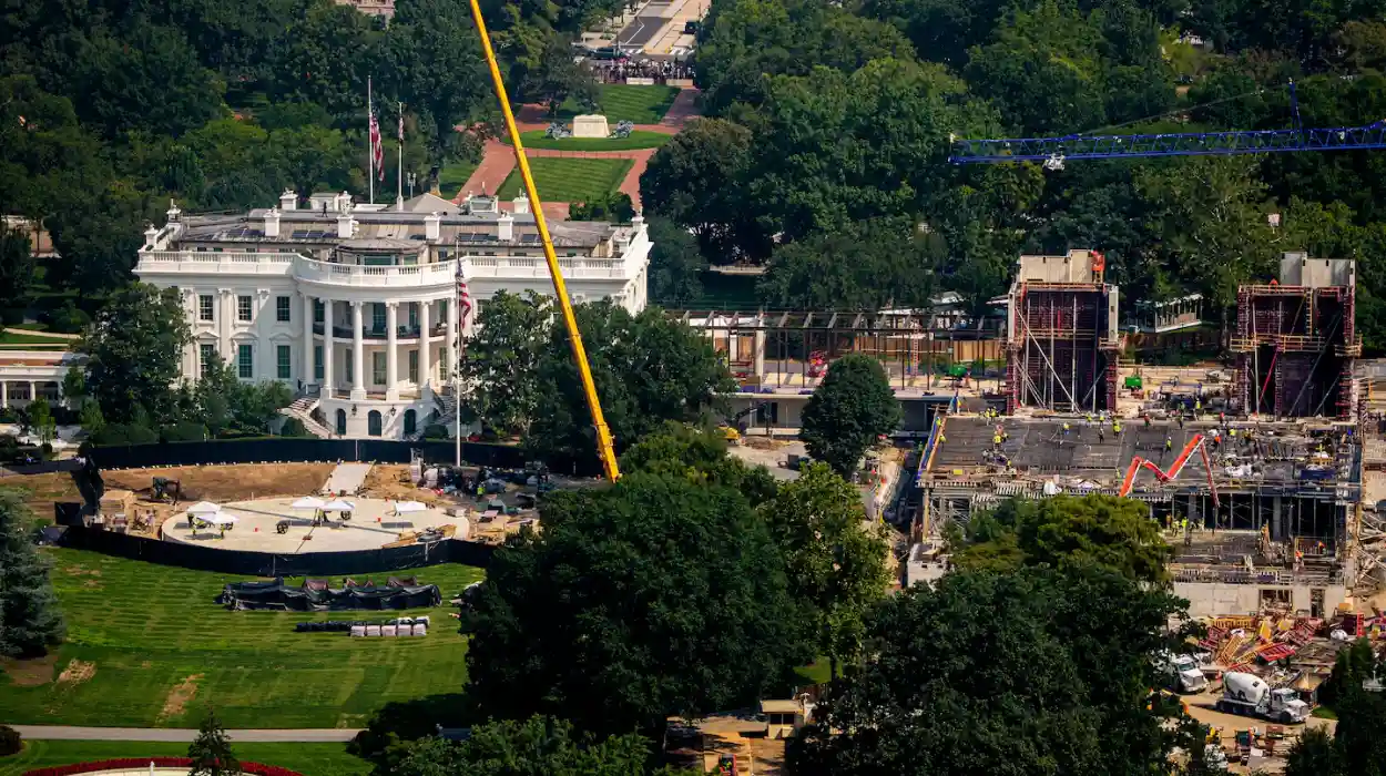 White House Construction Costs Hit $900 Million Under Trump